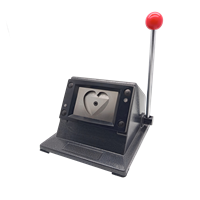 Резак для вырубки в форме сердце малое 39*45 мм